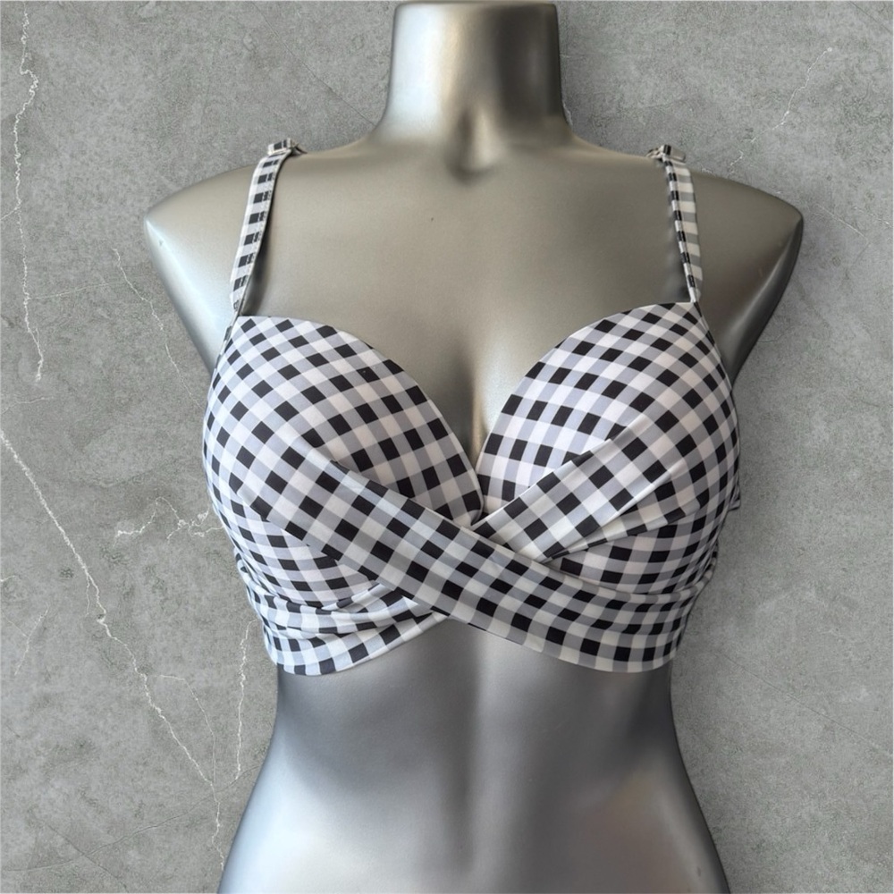 2 for $30 ✅Plus Size Black and White Checkered Bikini Top